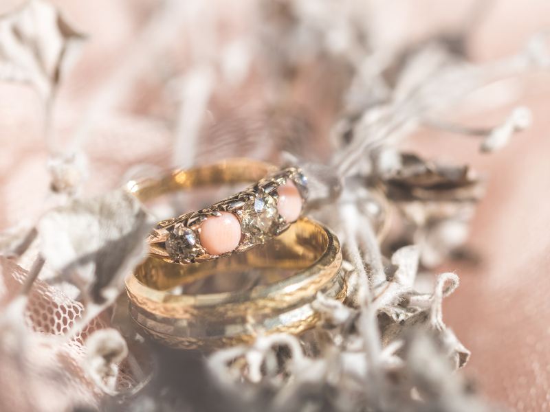 Vintage wedding rings