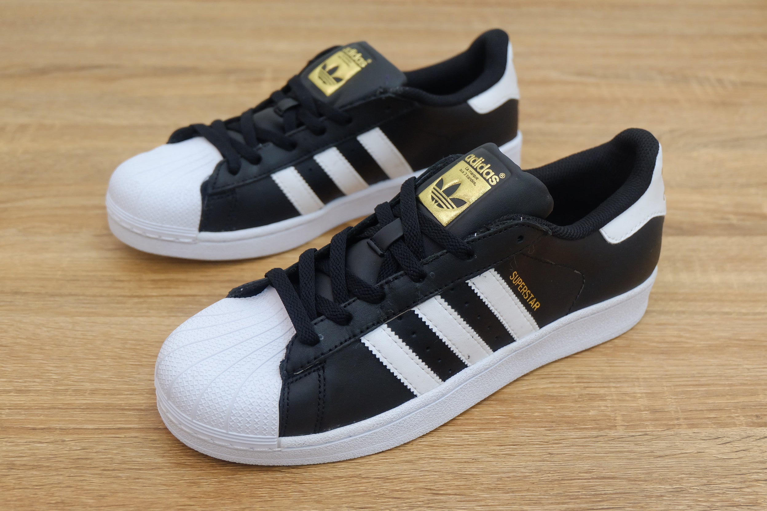 adidas superstar white black foundation