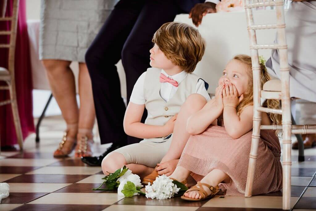 PLANNING AN ADULTS ONLY WEDDING? HOW TO SAY NO TO KIDS.
