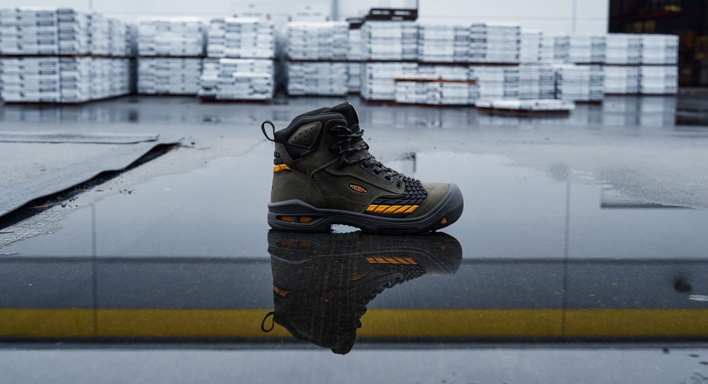 KEEN-parison: Which Insulated Boots for Winter?