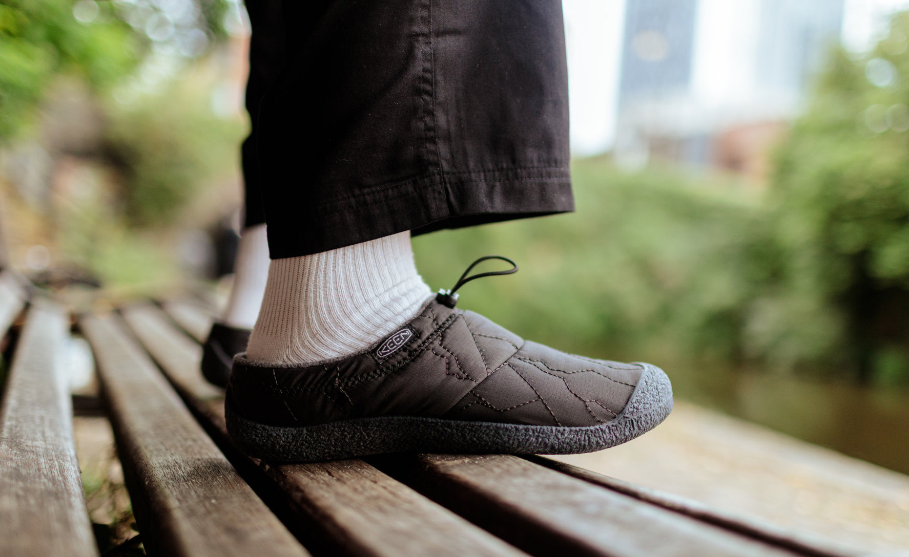 Men's Quilt Slide Sandals