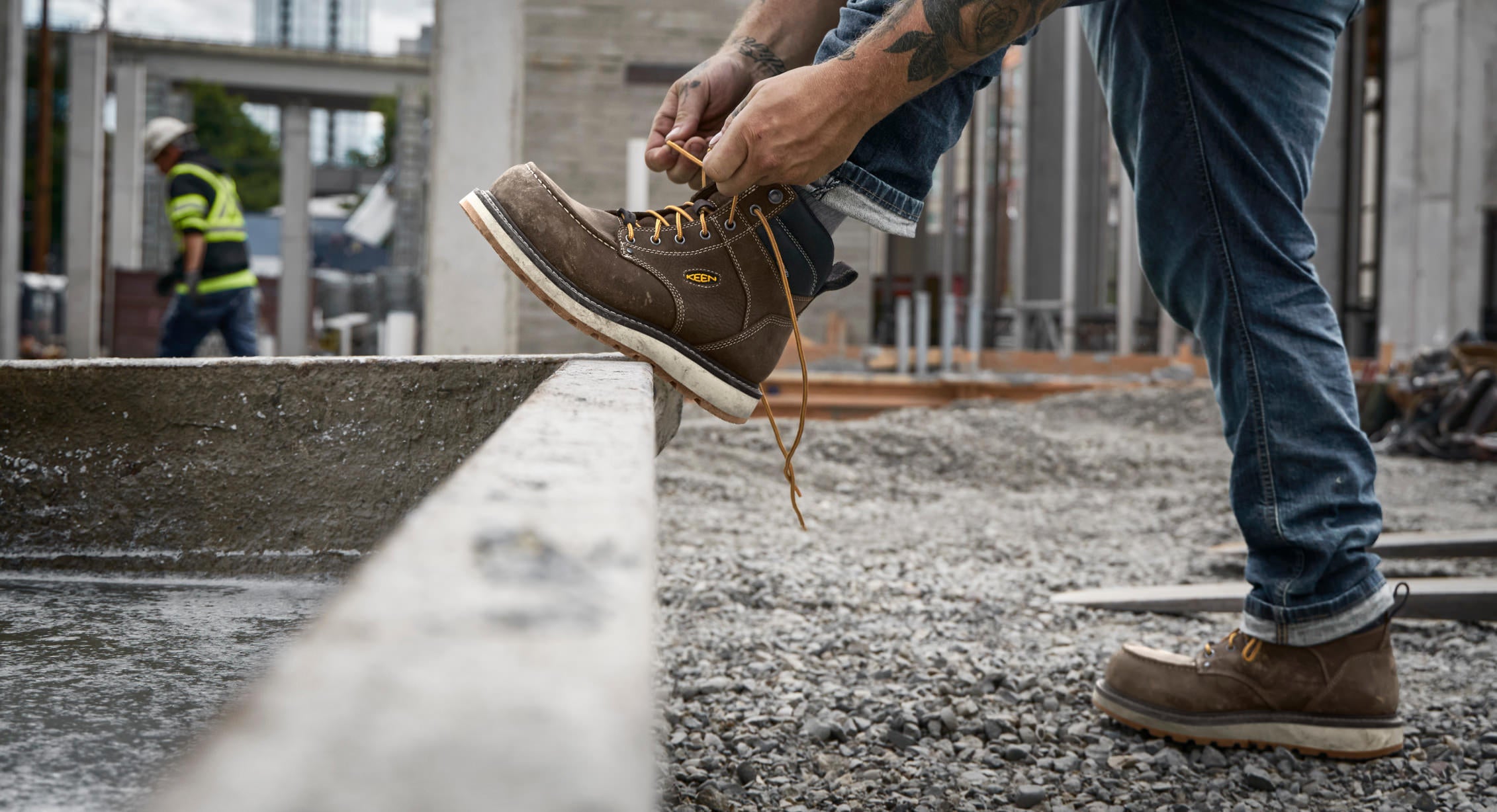 tying boot on beam