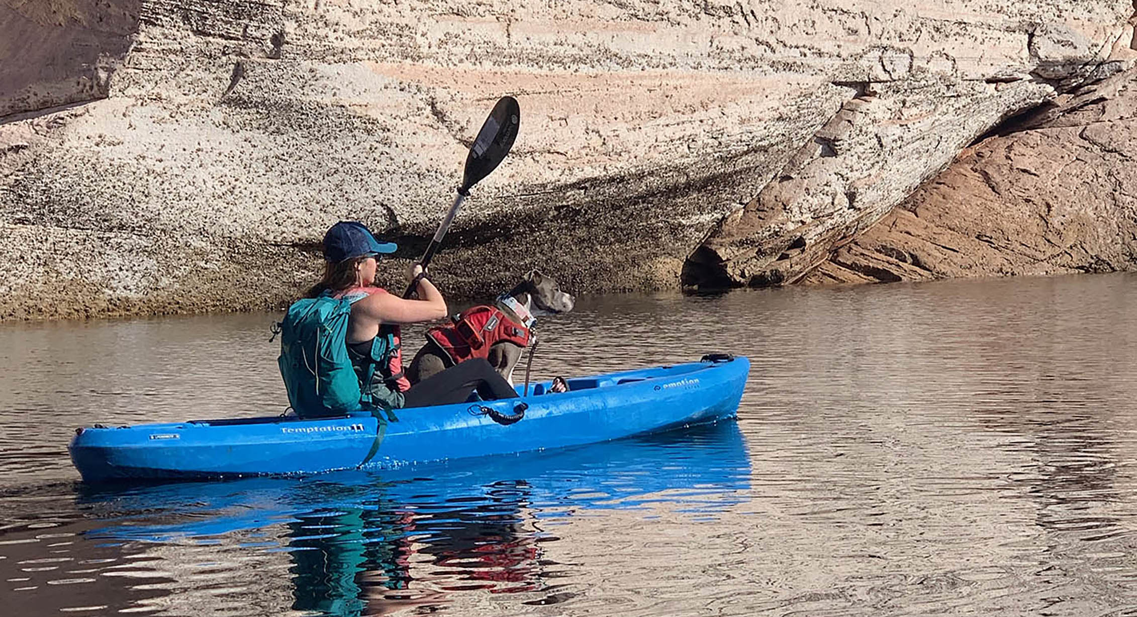 Kayaking to Antelope Canyon with a dog