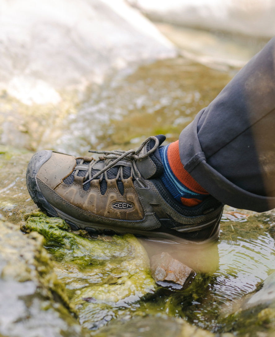 KEEN Men's Rapids H2 Sandals - Navy/Real Teal | elliottsboots