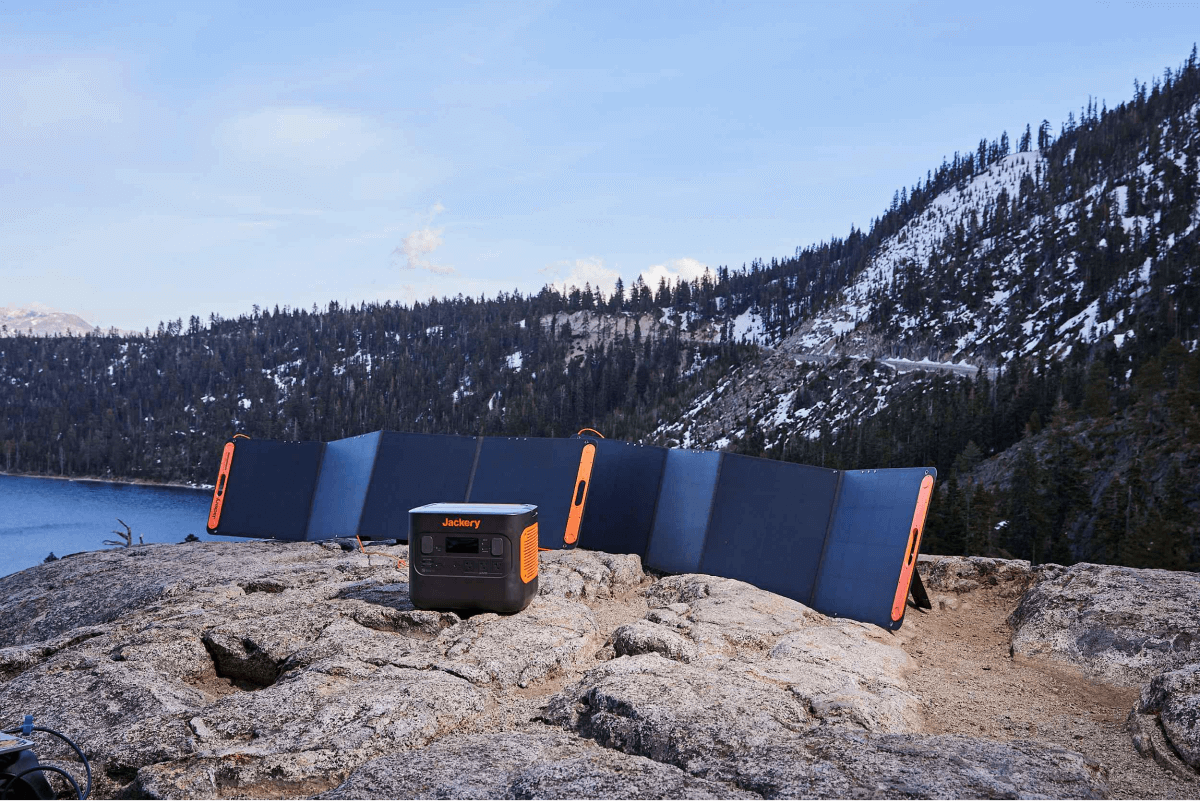 Jackery Solar Generator Enhances Your Outdoor Experience