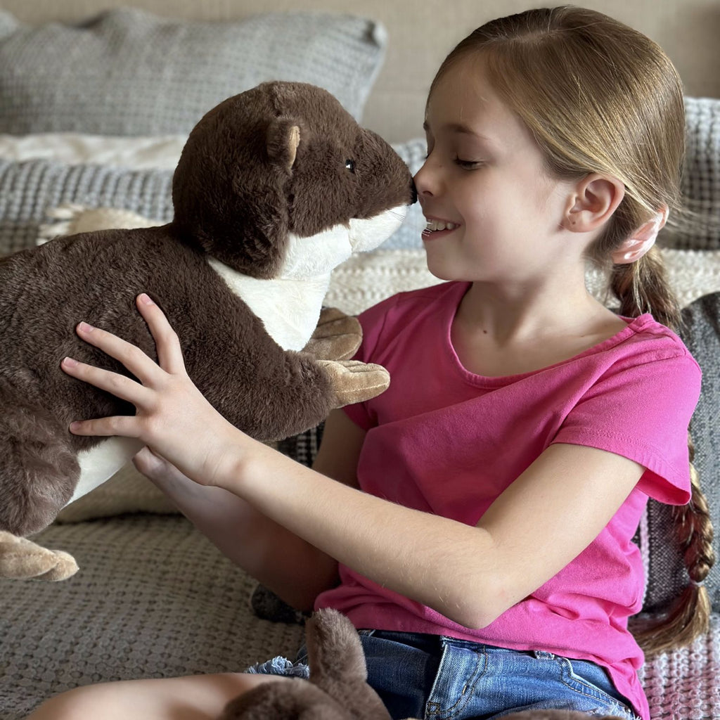 river-otter-plush-toys-baby-otter-stuffed-animals-sea-otter-toys-PB-J-Otter-toys-baby-shower-gift-guide-birthday-gift-ideas-morismos-stuffed-toys-bulk-toys-otter-babies