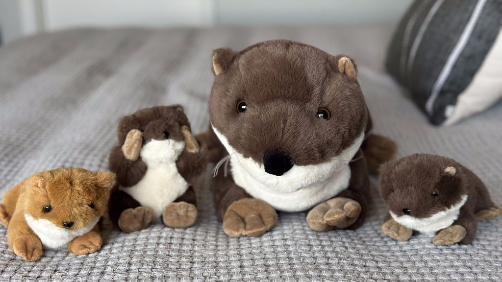 river-otter-plush-toys-baby-otter-stuffed-animals-sea-otter-toys-PB-J-Otter-toys-baby-shower-gift-guide-birthday-gift-ideas-morismos-stuffed-toys