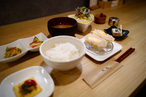 とんかつ　成蔵　阿佐ヶ谷　神様　予約困難　美味　なりくら　ごちめし