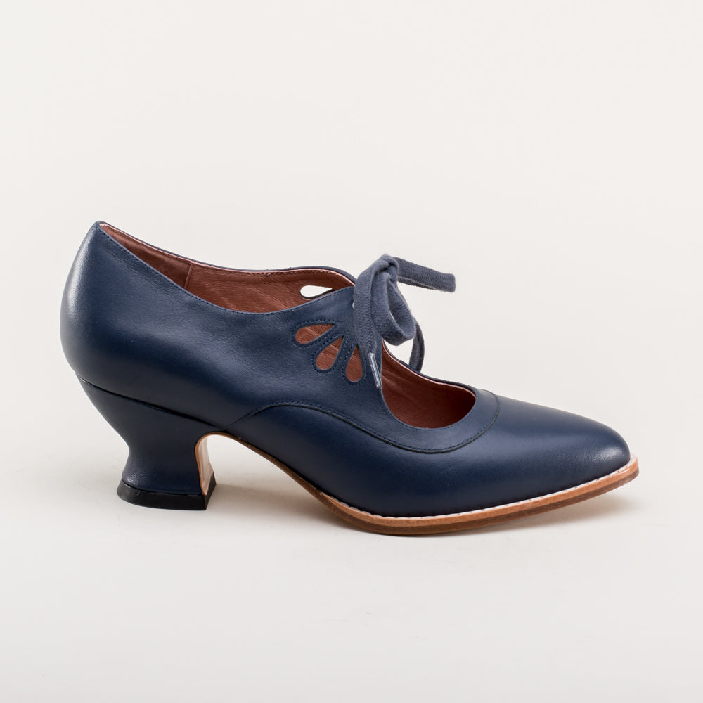American Duchess United Kingdom: Gibson Women's Edwardian Leather Shoes ...