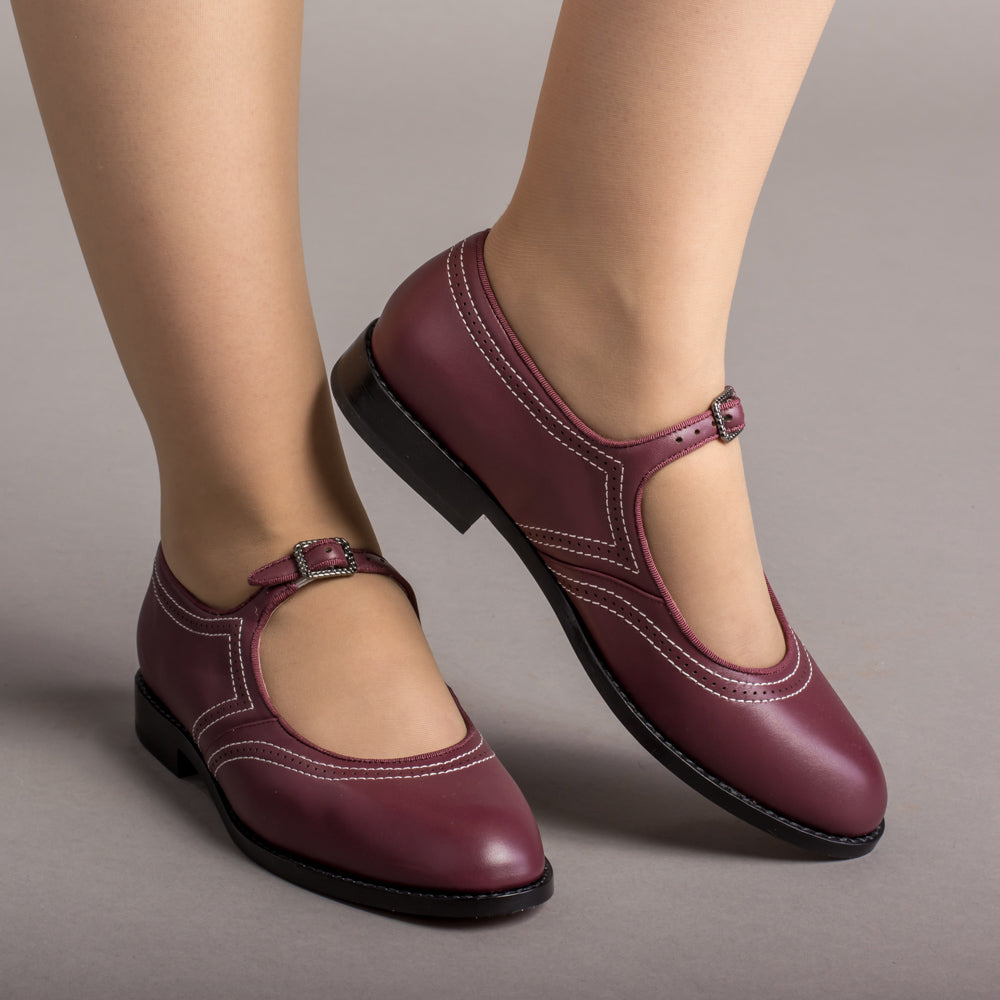 American Duchess Norway: Wednesday Women's Vintage Mary Jane Shoes (Merlot)