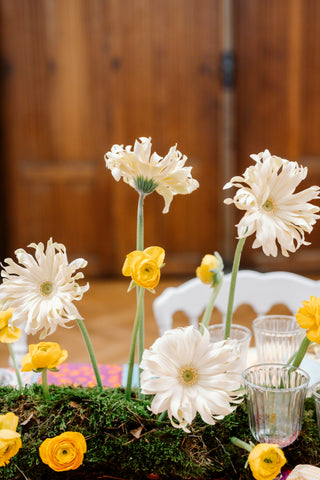 Centre de table de mariage fleuri