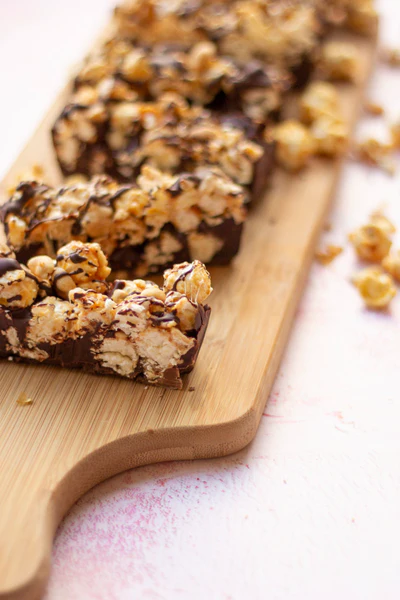 gluten free peanut butter popcorn bars recipe