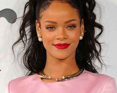 Les lentilles de couleur de Rihanna