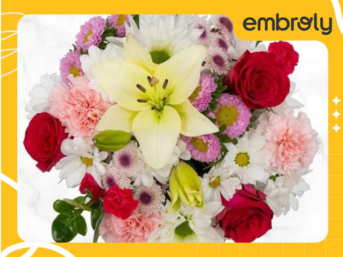A floral bouquet, a classic and affordable Mother’s Day gift option