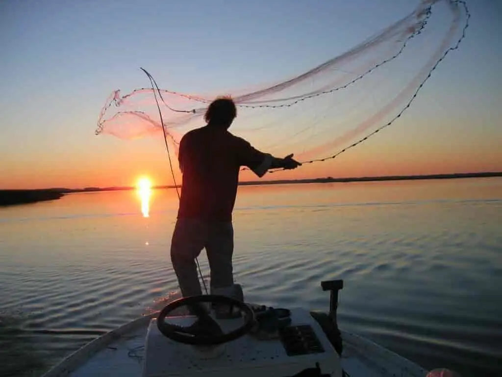 How to Cast Net for Deep Bait Fish