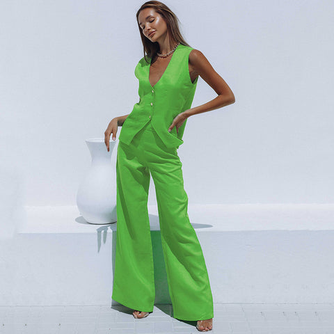 green aesthetic outfits, tgc fashion, summer capsule wardrobe 2022