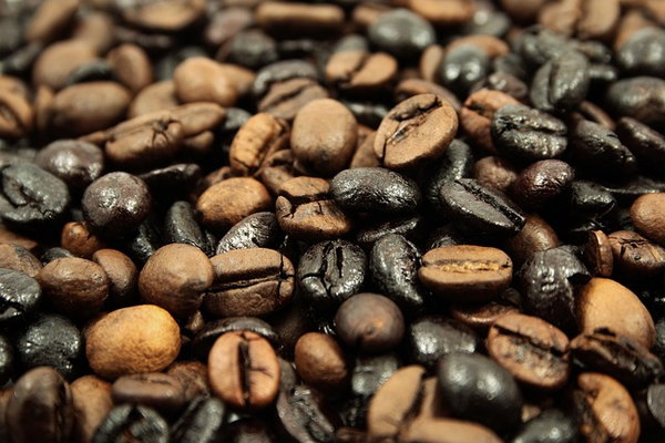 mixed roasted coffee beans