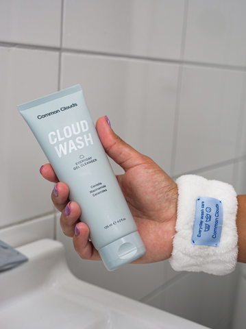 Cloud Wash gel cleanser face wash for acne-prone, sensitive skin