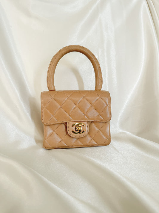 Vintage CHANEL Mini Shoulder Bag – Le Plaisir Archive