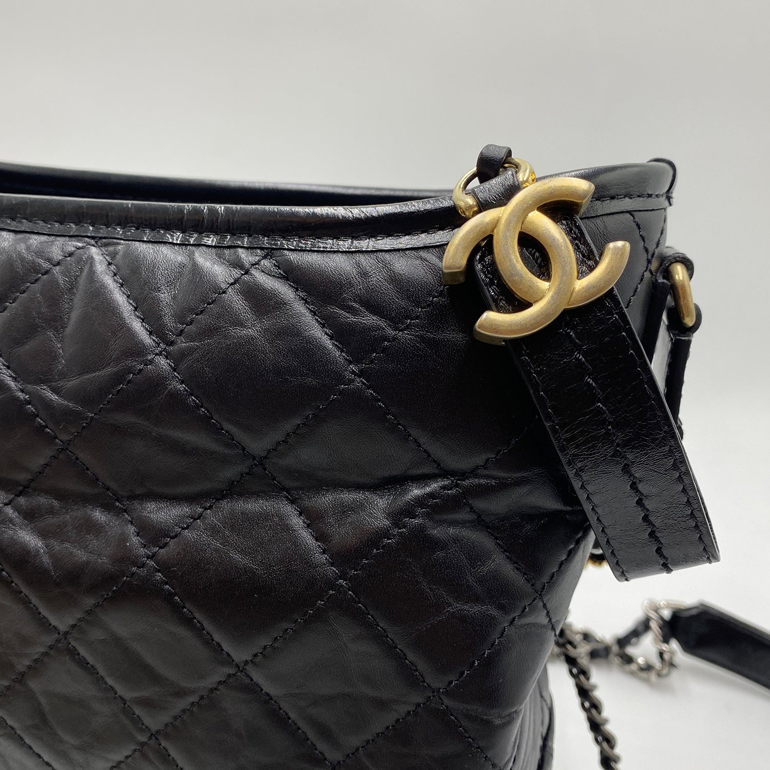 Chanel Black Aged Patent Calfskin Small Gabrielle Hobo Leather ref.620361 -  Joli Closet