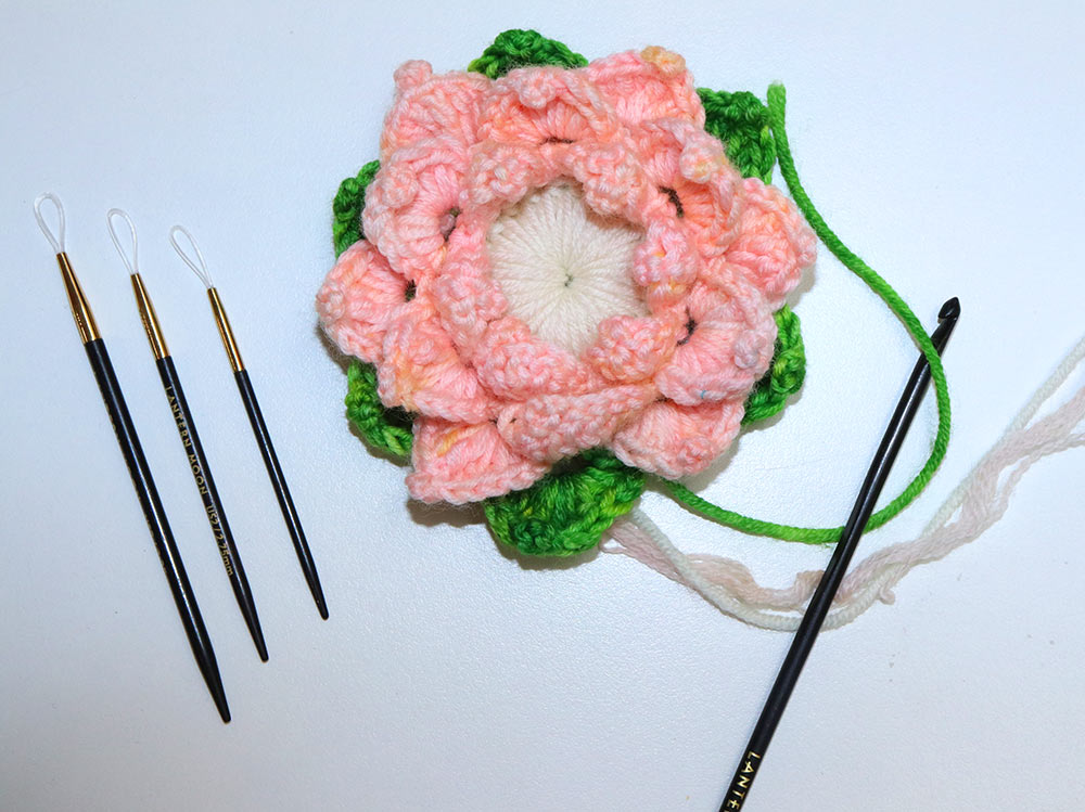 How to Crochet a Magic Circle