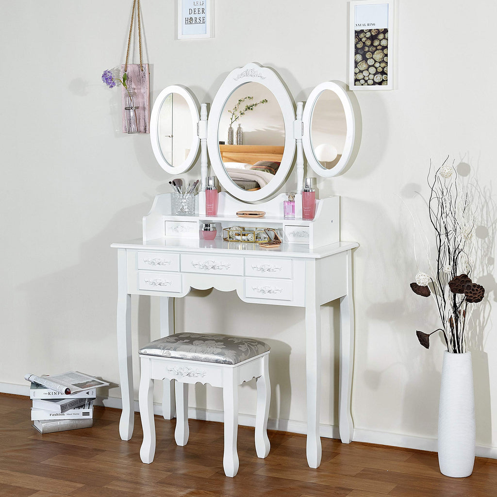 Dressing table, make up table