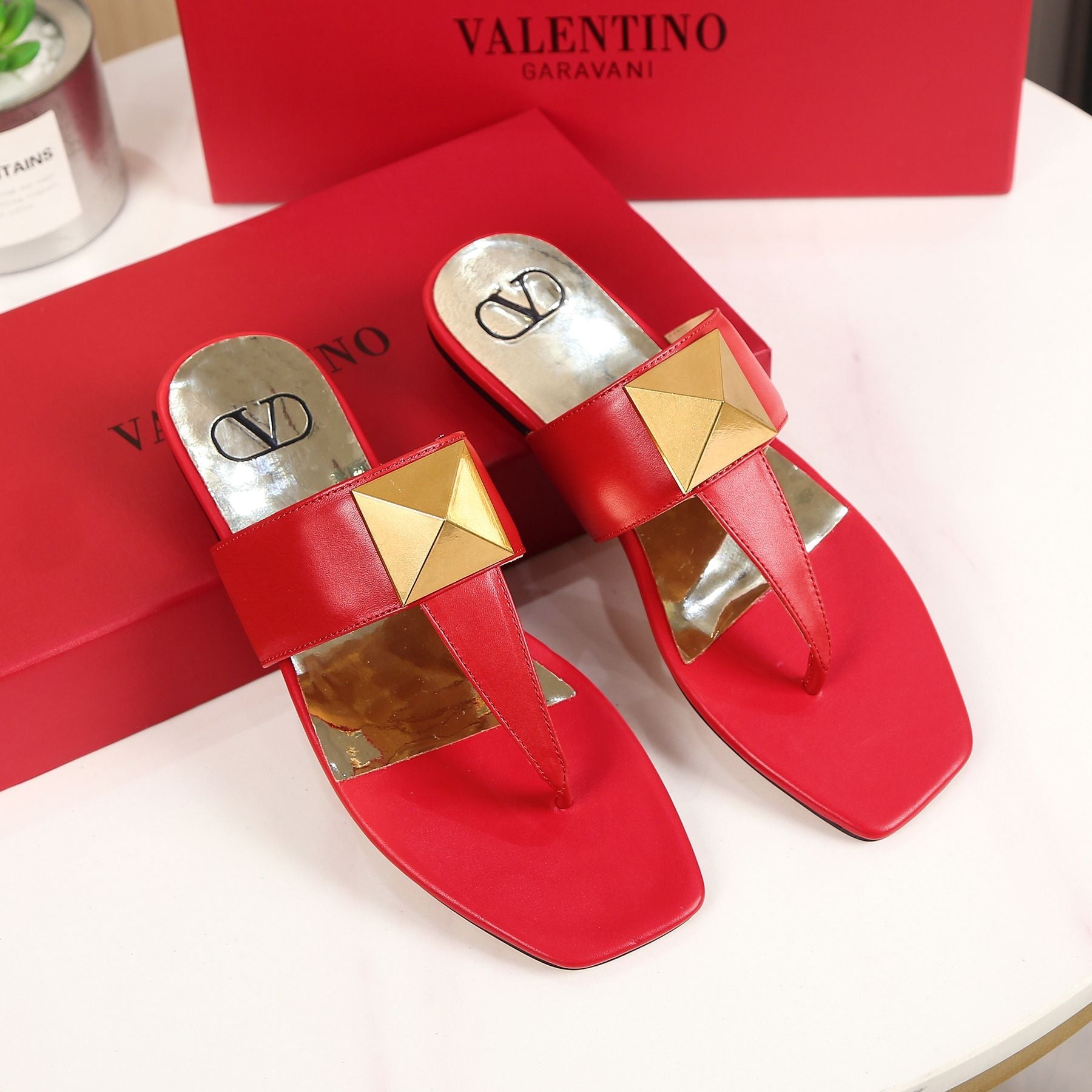 Valentino 2022 Popular Summer Women's Flats Men Slipper Sand