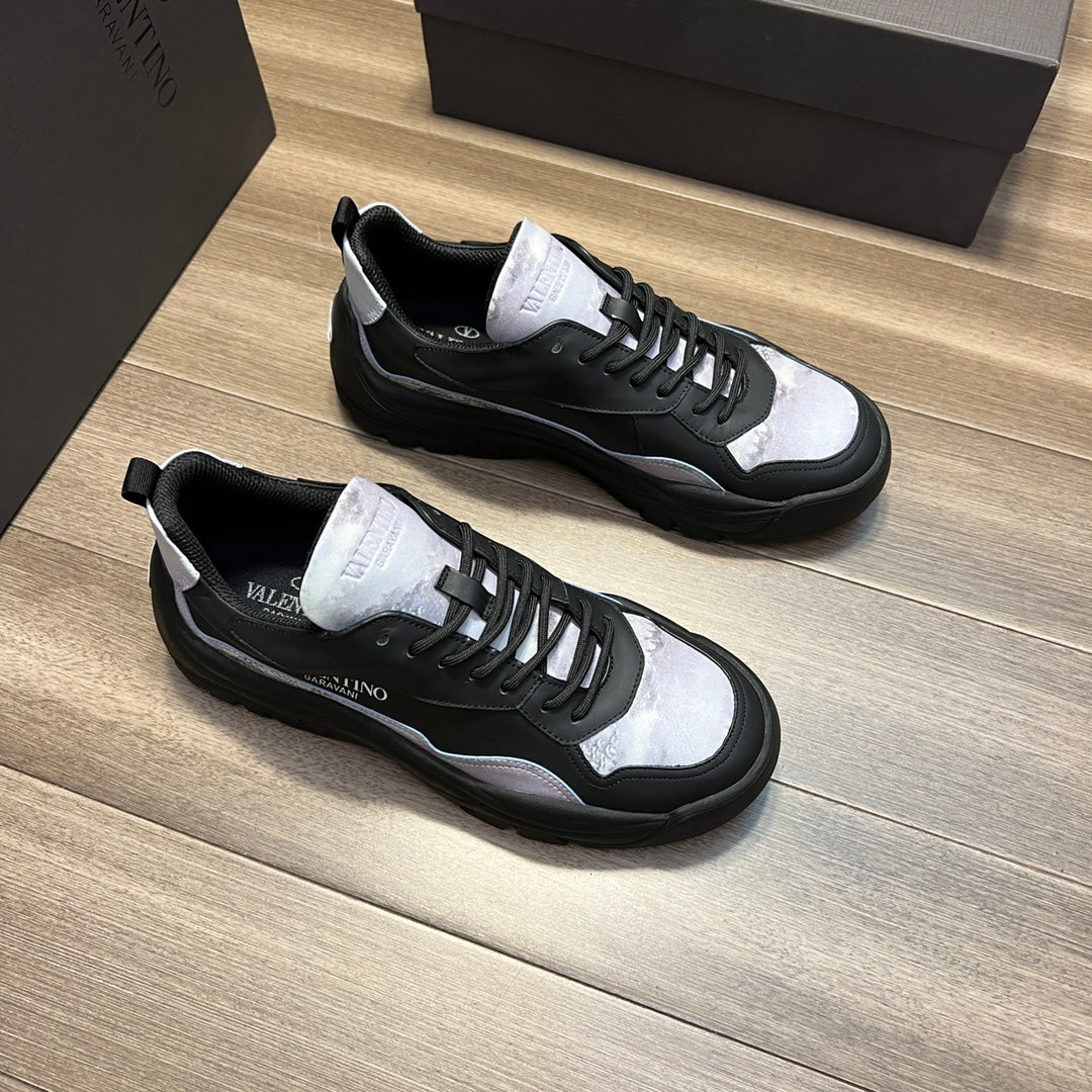 VALENTINO 2022 Men Fashion Boots fashionable Casual leather Breathable Sneakers Running Shoes superm