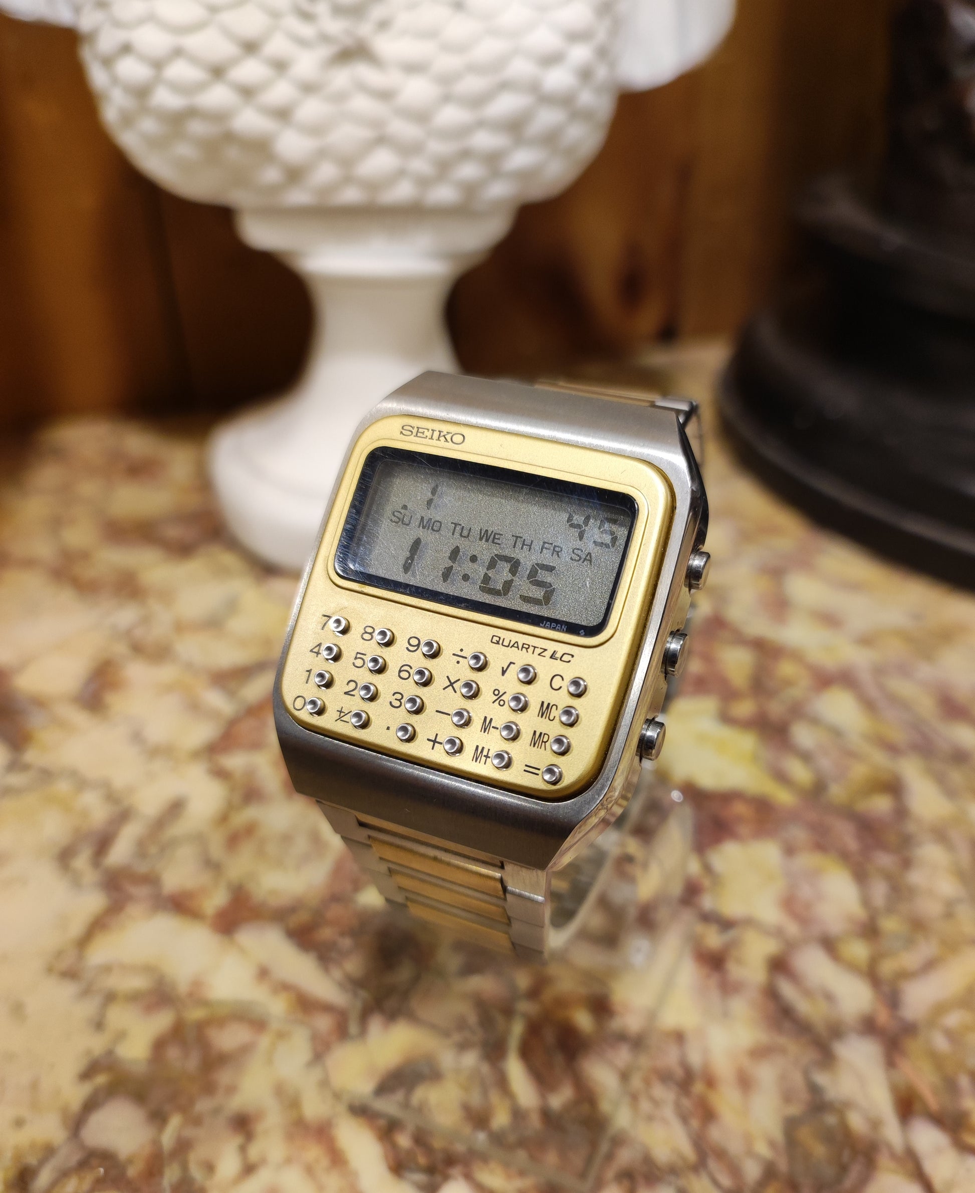 Compuesto nativo Atajos Reloj de pulsera Seiko C153-5007 con calculadora y lápiz táctil – Jorge  Mashini - Antigüedades