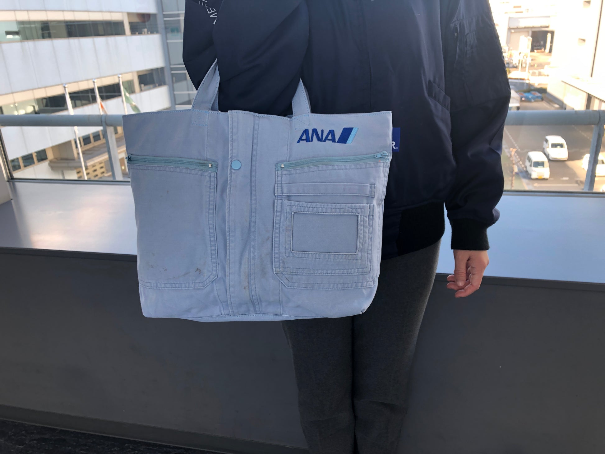 値下げ】ANA アップサイクル トートバッグ 小 全日空 作業着 整備服 ...