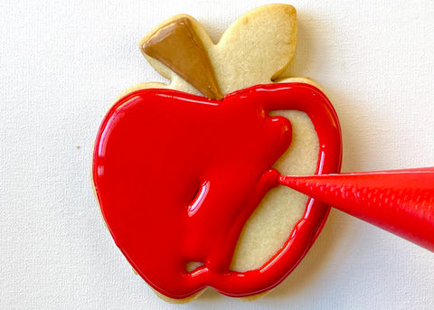 Apple Cookie with Royal Icing second step