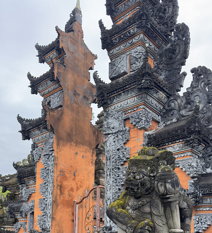 Pura temple facade