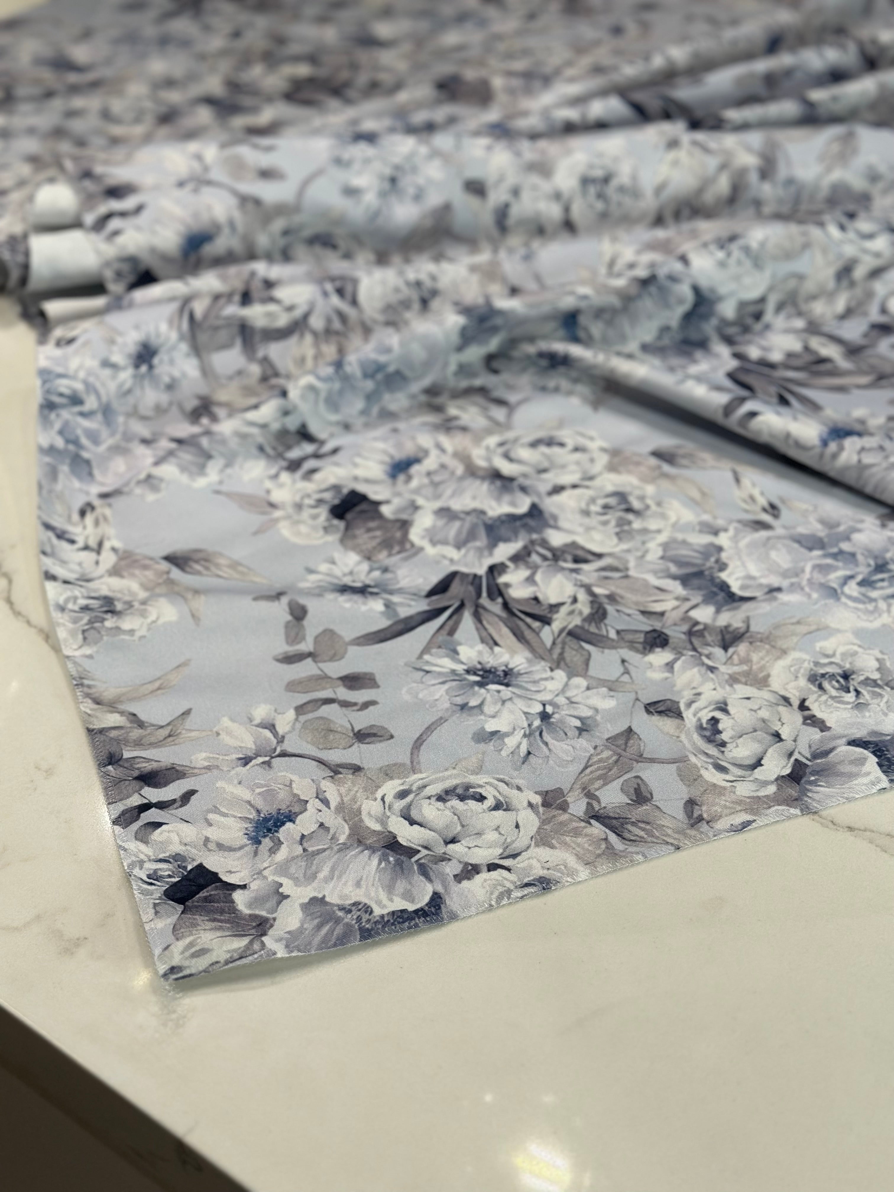 French Toile (Poly Print) Wholesale Fabric in Lt Blue – Urquid Linen