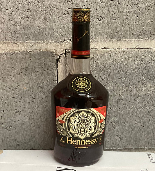 Hennessy VS Deluxe Limited Edition by JonOne 150cl - Passion for Whisky