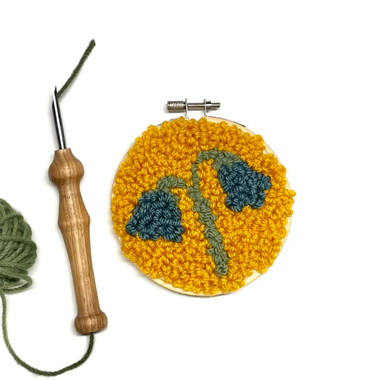 Daisies & Peonies Punch Needle Kit