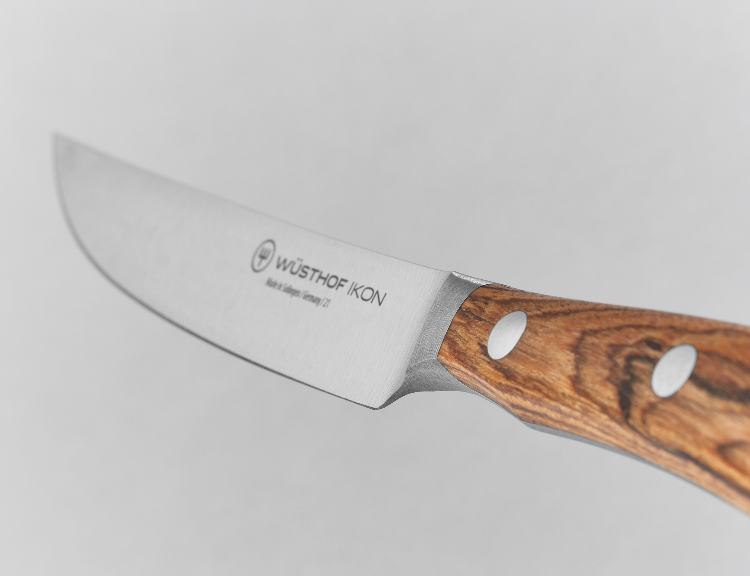 https://cdn.shopify.com/s/files/1/0608/3313/6870/products/1060560601_detail_knife_02_01.png?v=1659366784