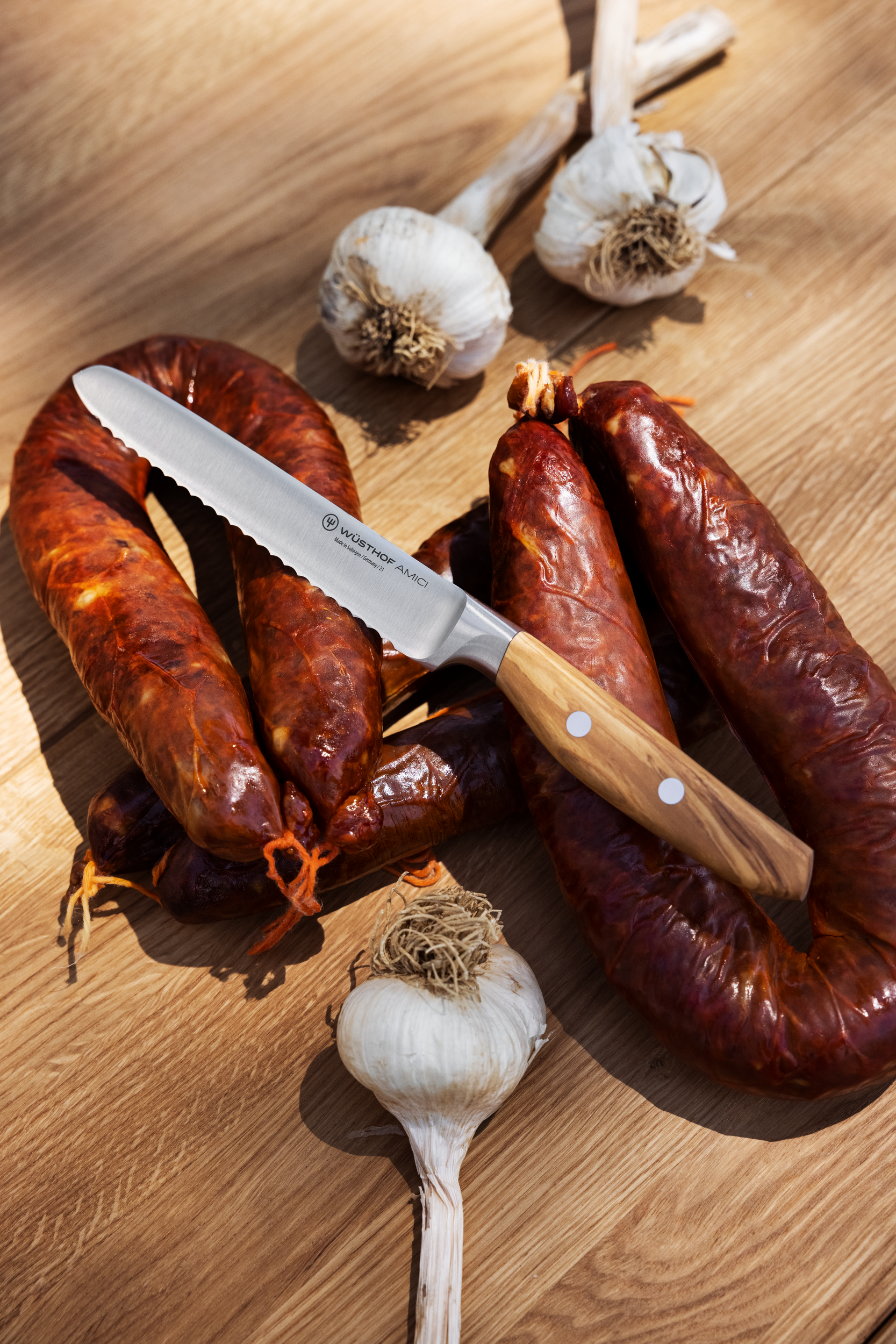 Amici Couteau à saucisson 14 cm  avec lame crantée - WÜSTHOF - Boutique en  ligne officielle