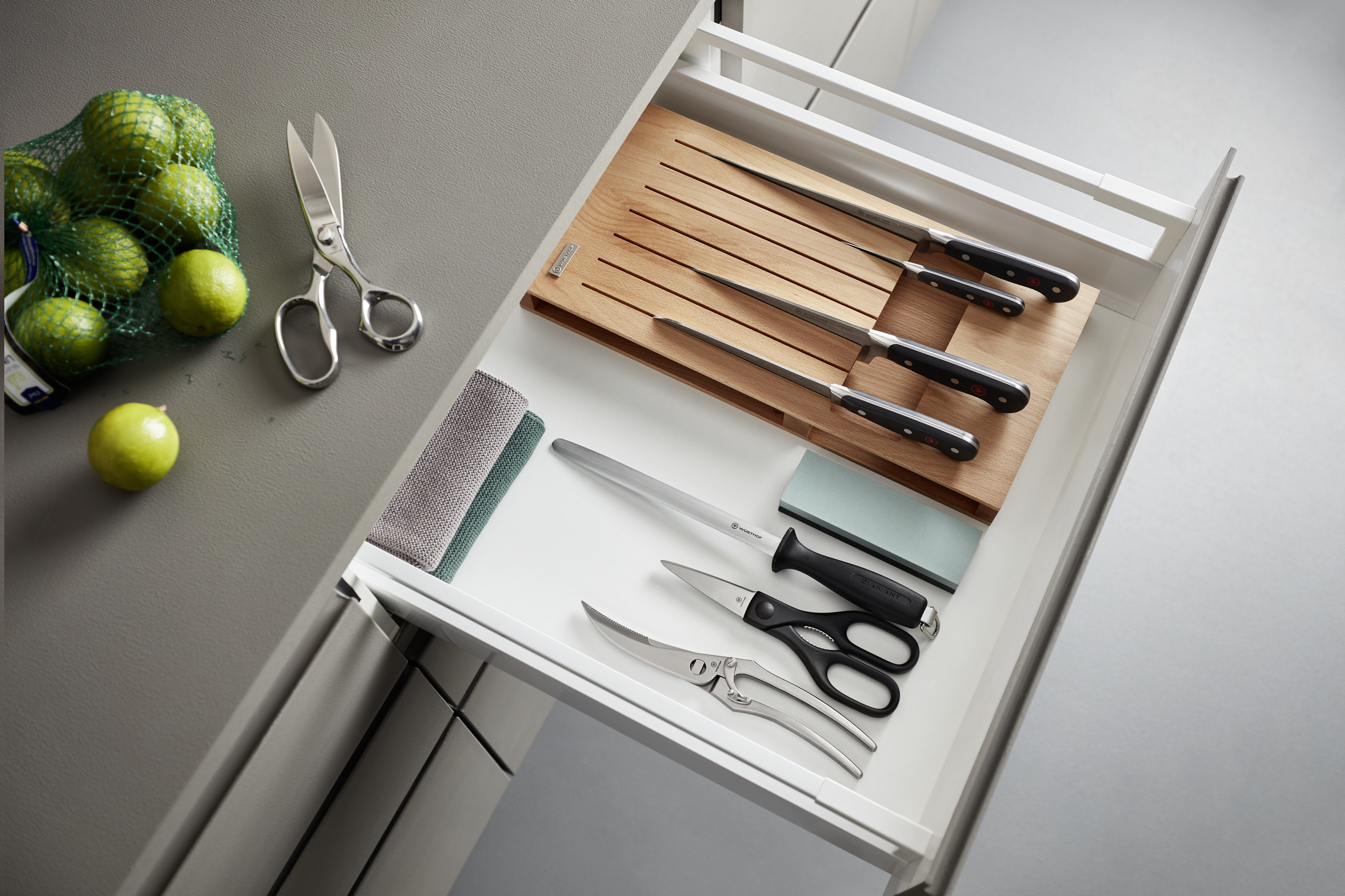 WÜSTHOF European Beech In-Drawer Knife Organizer Large