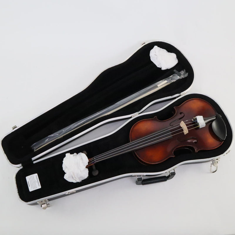 Model VI31E4CH 'Seidel' Size Violin Outfit Case and B – Mighty Quinn Brass and Winds