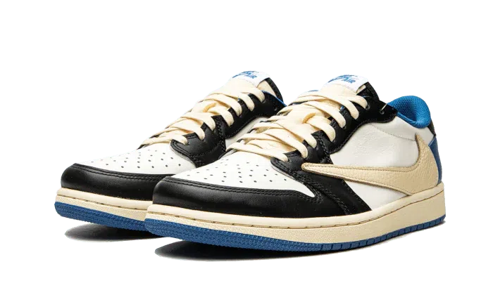 TRAVIS SCOTT×FRAGMENT× NIKEAIRJORDAN1LOW