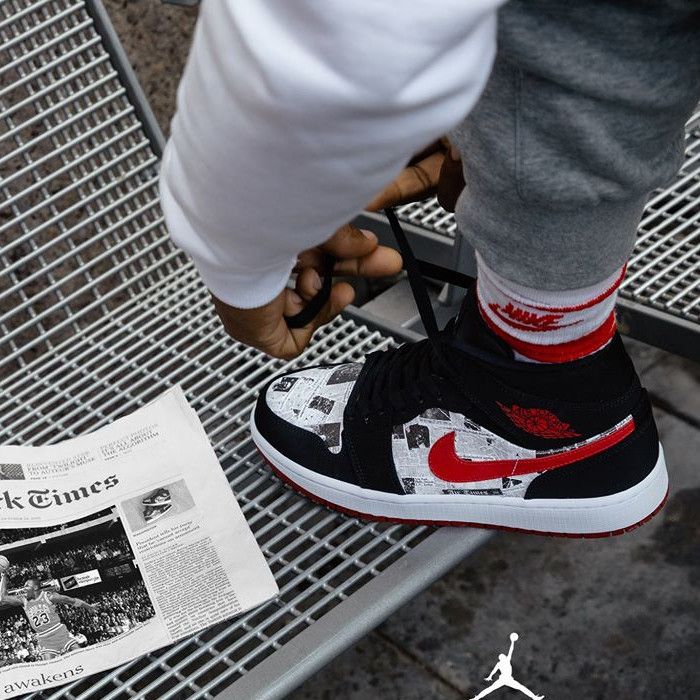 Jane Austen modo Libro Guinness de récord mundial Air Jordan 1 Mid Newspaper Air Times – AM originals