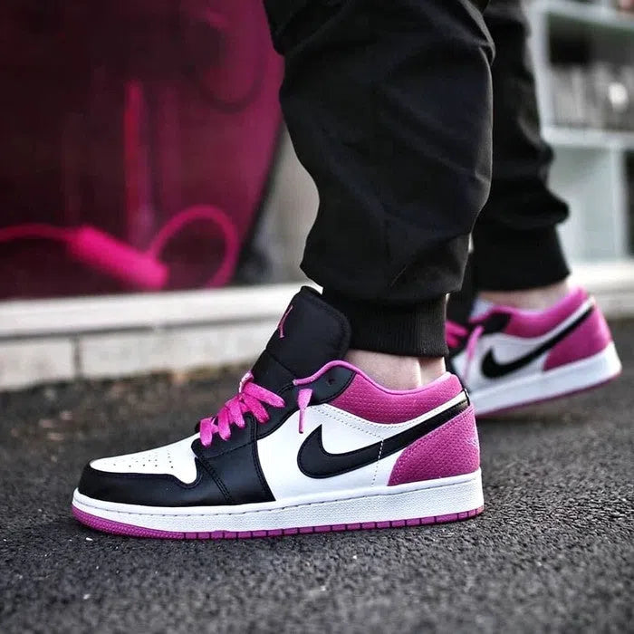 fushia jordans