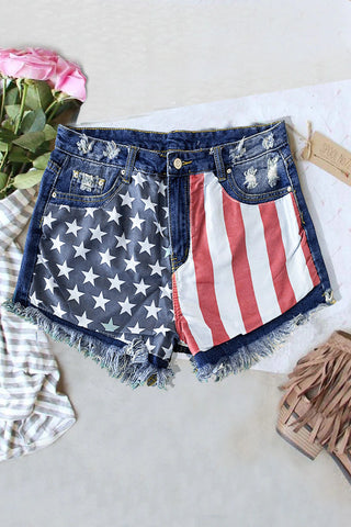 FLAG PRINT DENIM SHORTS