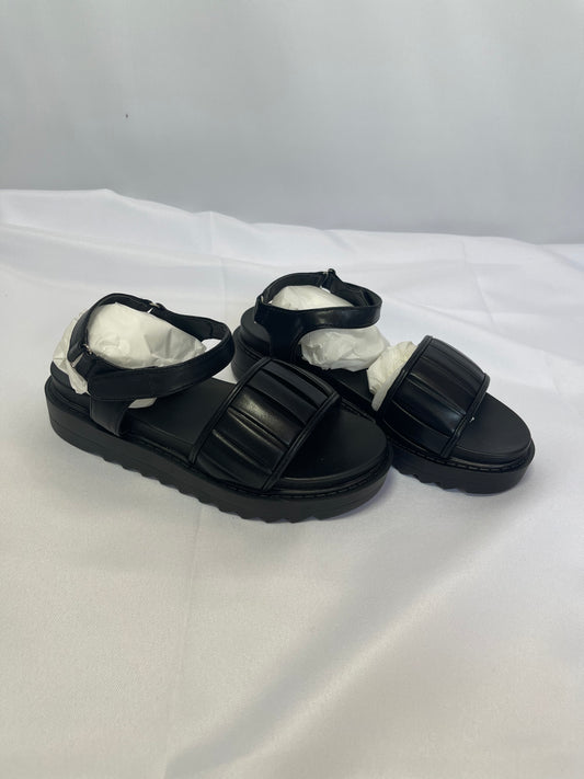 Black LV slides – northofvogueboutique