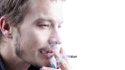 Odvisnost od nikotina se lahko pri ljudeh kaže na najrazličnejše načine, med drugim telesne in vedenjske težave.