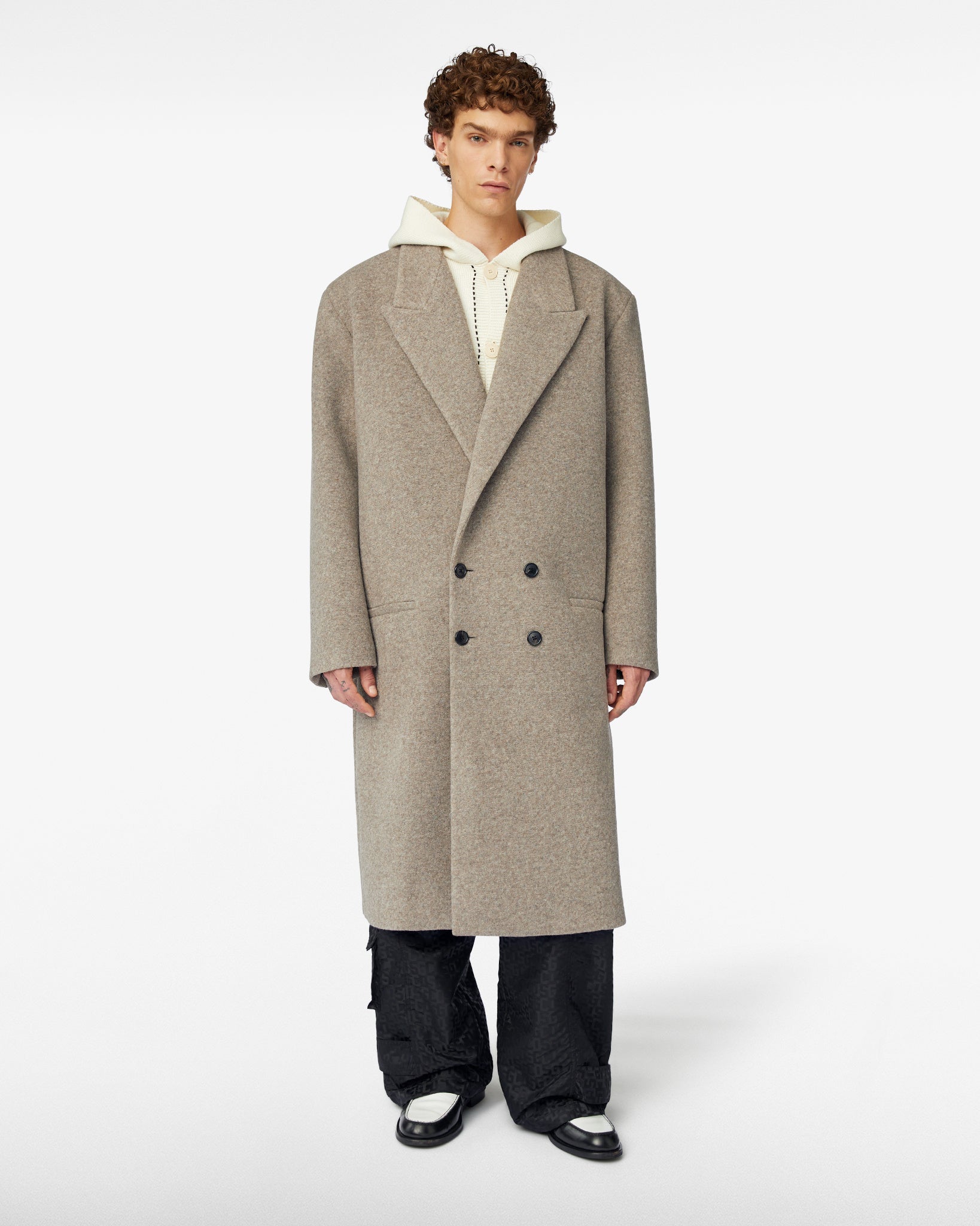 Giuly Coat : Men Coats & Jackets Grey | GCDS®