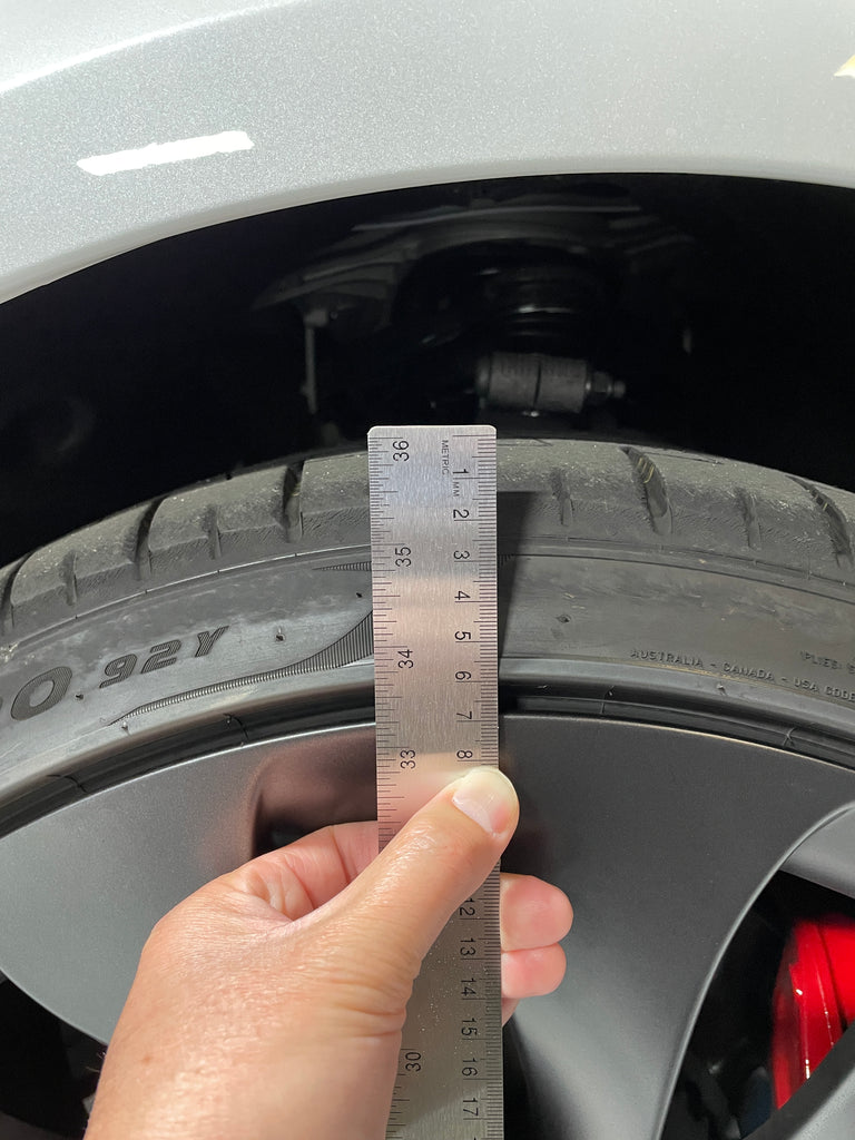 Aspect Ratio of Pirelli PZ4 Elect 235/35R20