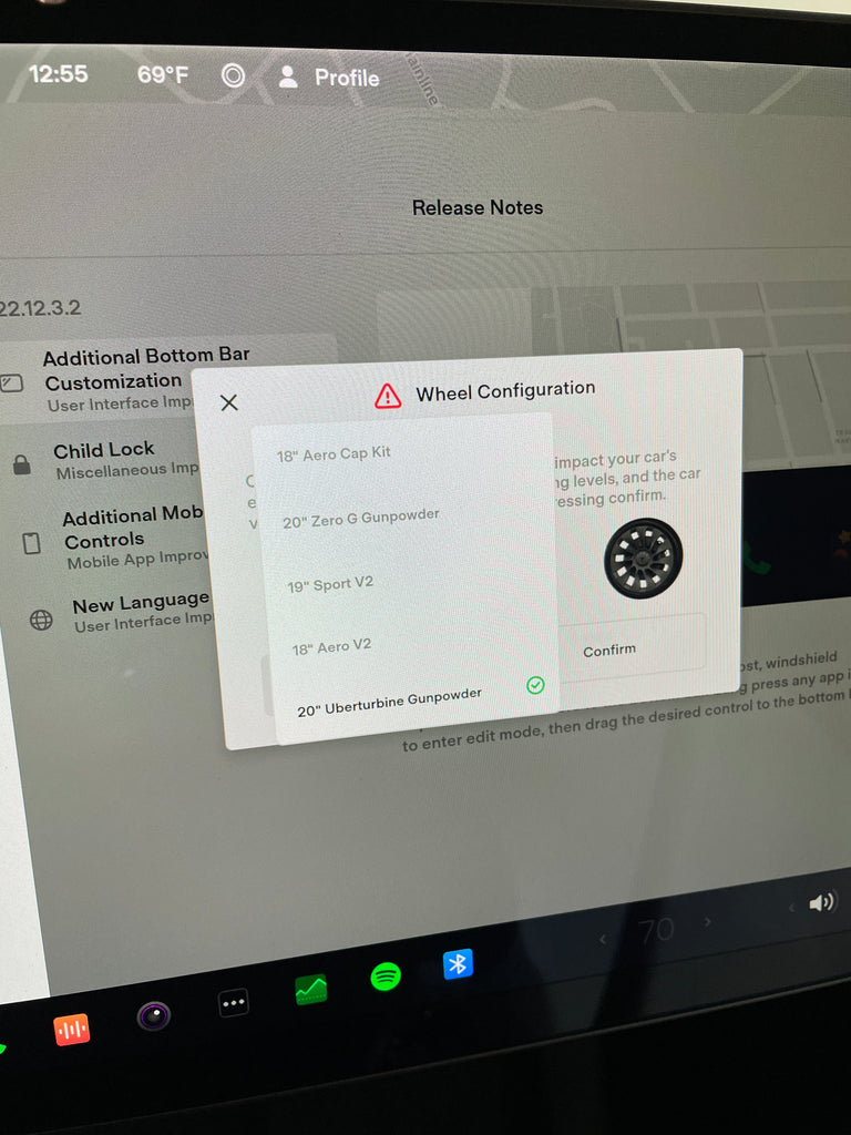 Tesla Model 3 Wheel Configuration