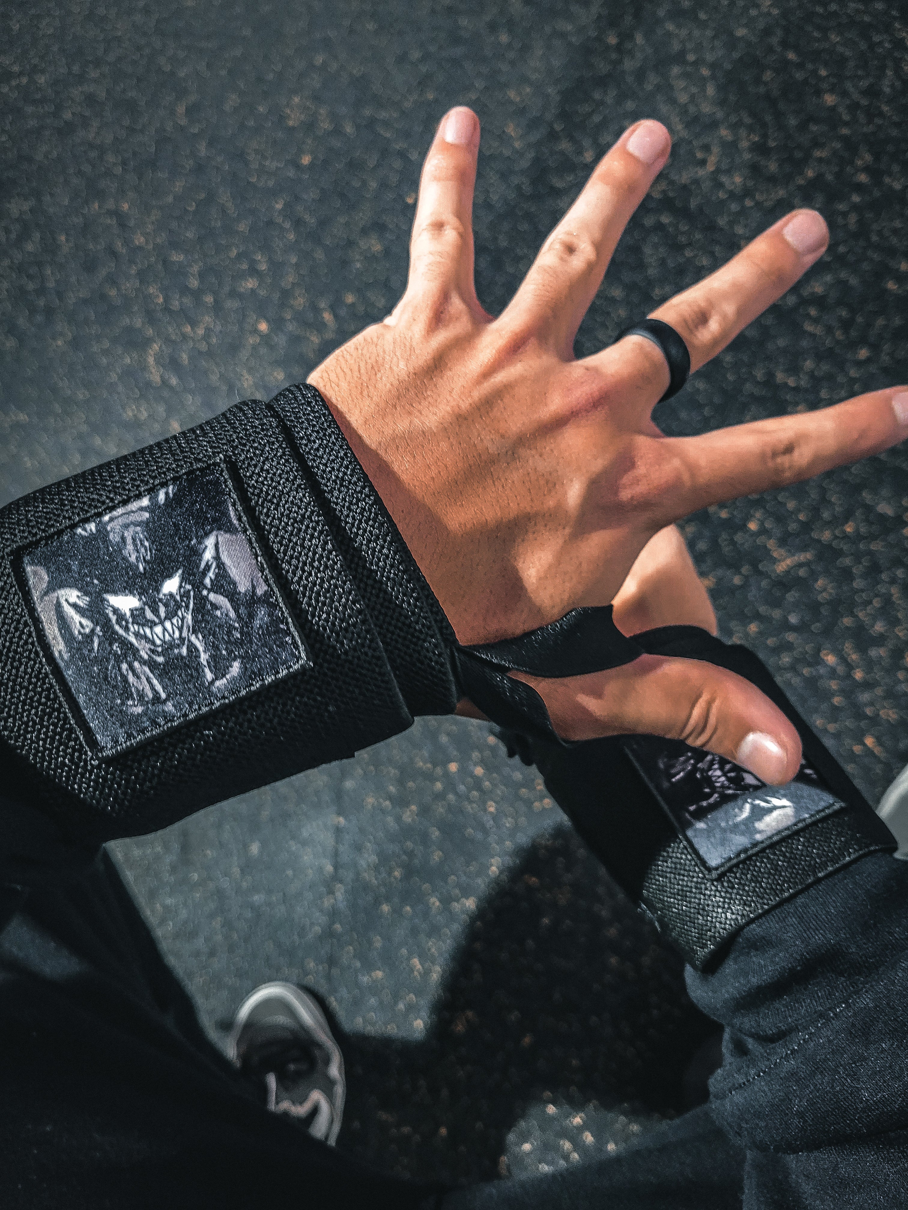 Tatakae Wrist Wraps  Invicta Kuru