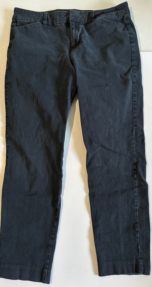 Adult* Ricki's, Black Capri Pants - Size 4 – Linen for Littles